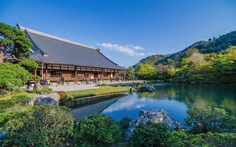 Tenryu-ji in Arashiyama: zentuin met vijver