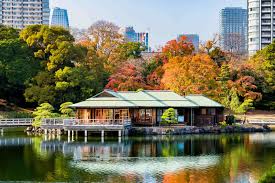 Hama-rikyu-tuinen in Tokyo: theehuis aan het water